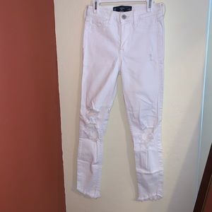 White cropped jeans